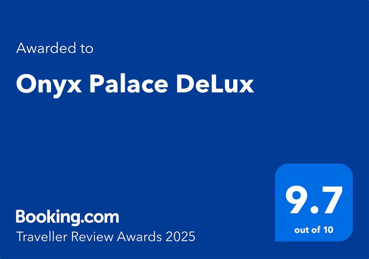 Onyx Palace Delux Batoemi Buitenkant foto